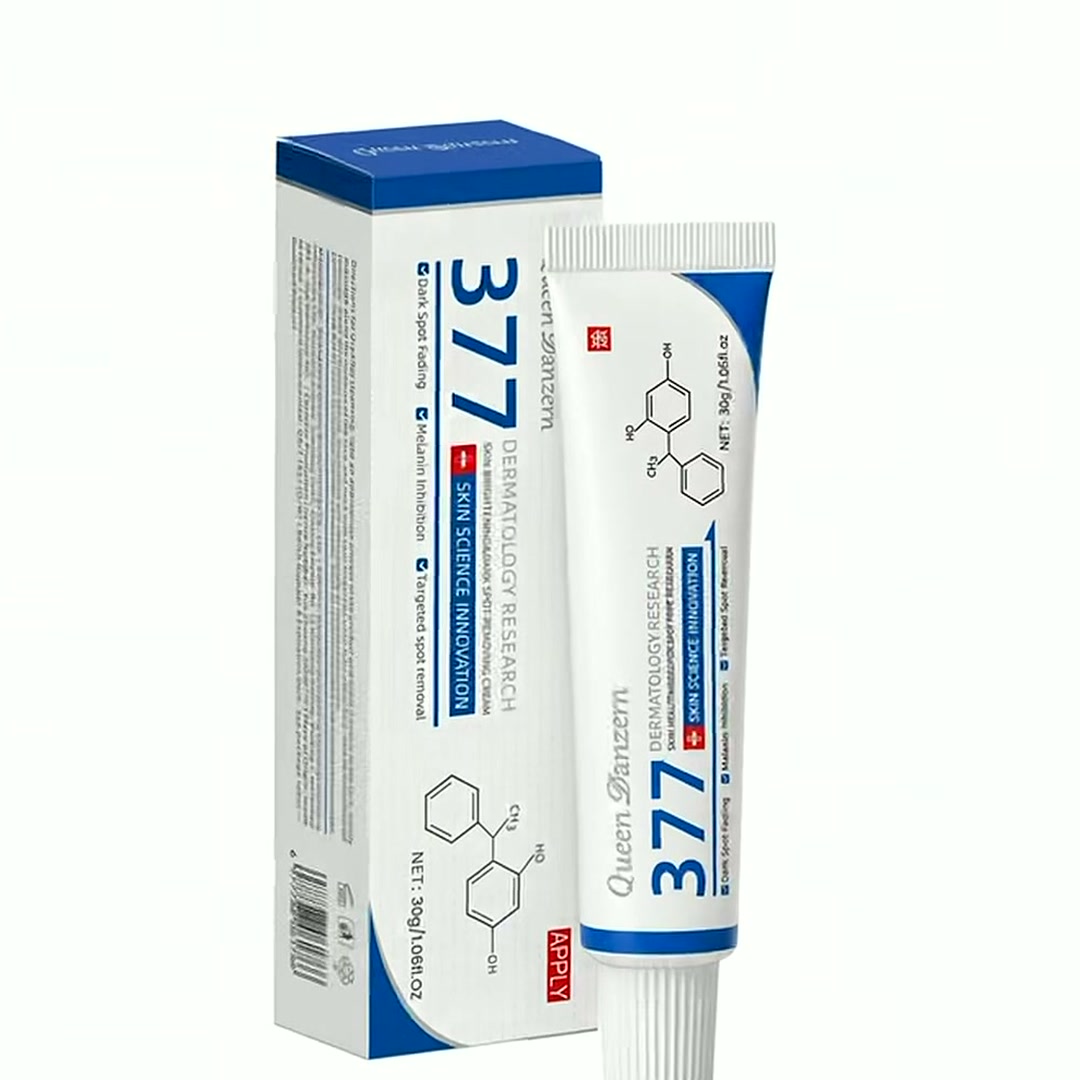 Danzern 377 moisturizing cream with falling petals and water ripples